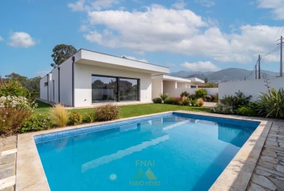 Moradia T3 para Venda em Geraz do Lima (Santa Maria, Santa Leocádia, Moreira), Deão