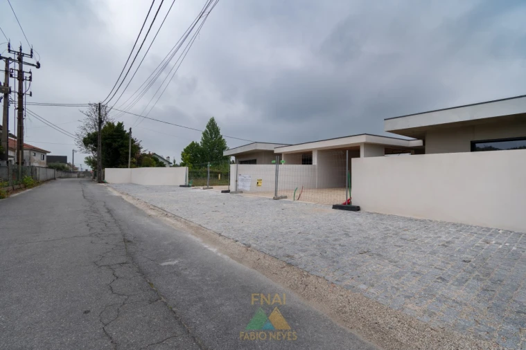 Moradia T3 para Venda em Geraz do Lima (Santa Maria, Santa Leocádia, Moreira), Deão Foto 15