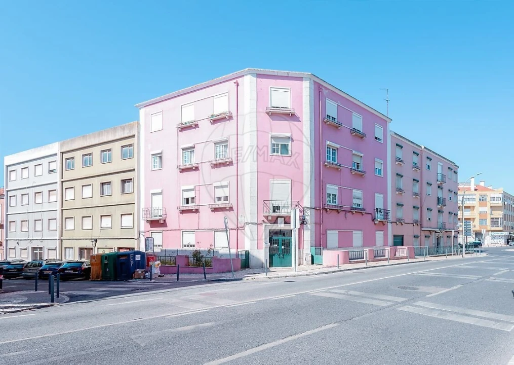 Apartamento T3 para Venda em Mina de Água Foto 1