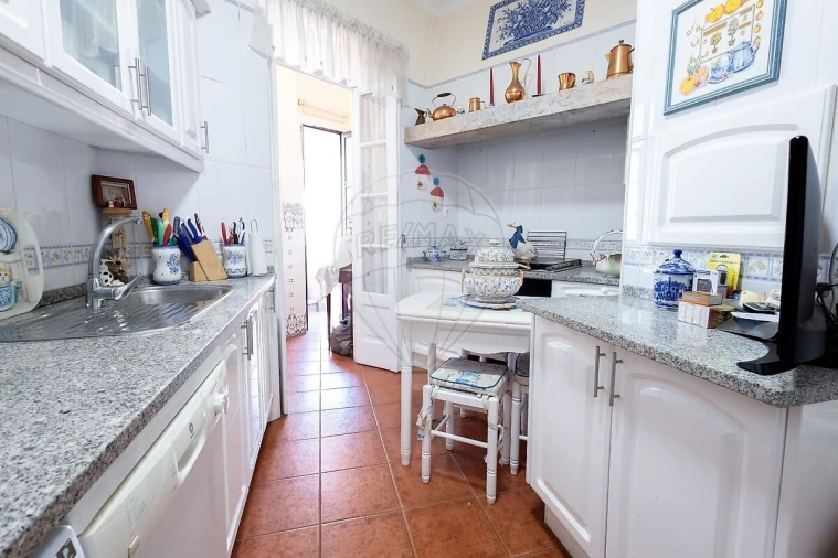 Apartamento T3 para Venda em Mina de Água Foto 6