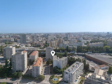 Apartamento T2 para Venda em Lordelo do Ouro e Massarelos