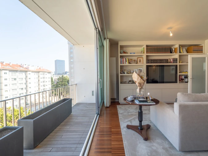 Apartamento T2 para Venda em Lordelo do Ouro e Massarelos Foto 9