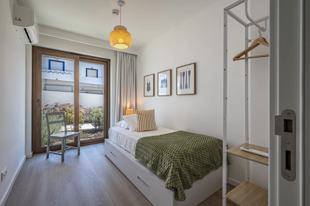 Apartamento T3 para Venda em Porto Covo Foto 13