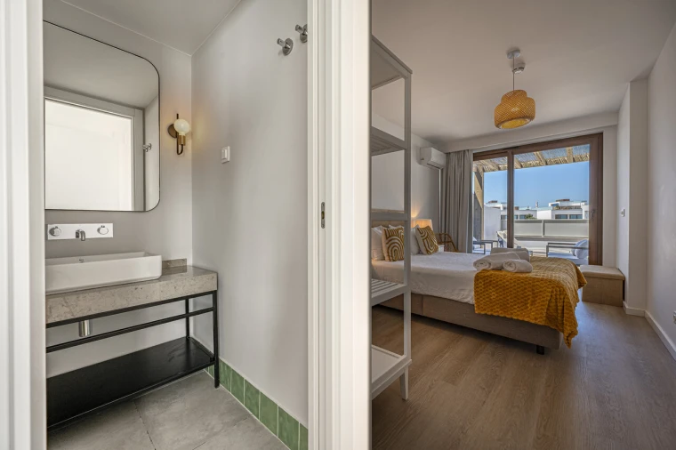 Apartamento T3 para Venda em Porto Covo Foto 12