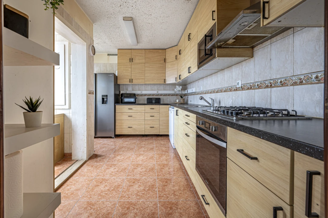Apartamento T4 para Venda em Sines Foto 7