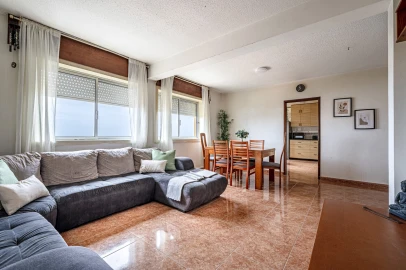 Apartamento T4 para Venda em Sines