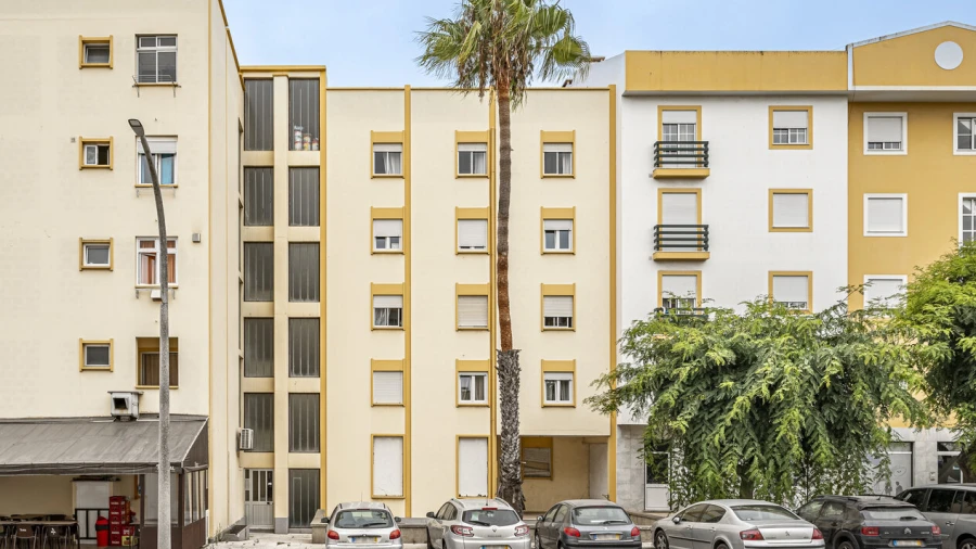 Apartamento T4 para Venda em Sines