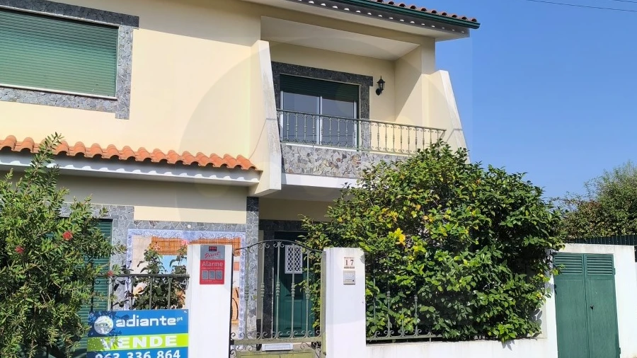 Moradia T4 para Venda em Abrantes (São Vicente e São João) e Alferrarede