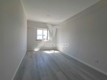 Apartamento T4 para Venda em Amora