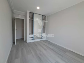 Apartamento T4 para Venda em Amora