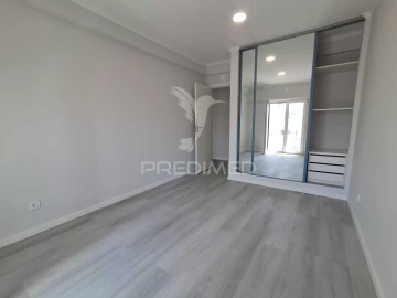 Apartamento T4 para Venda em Amora