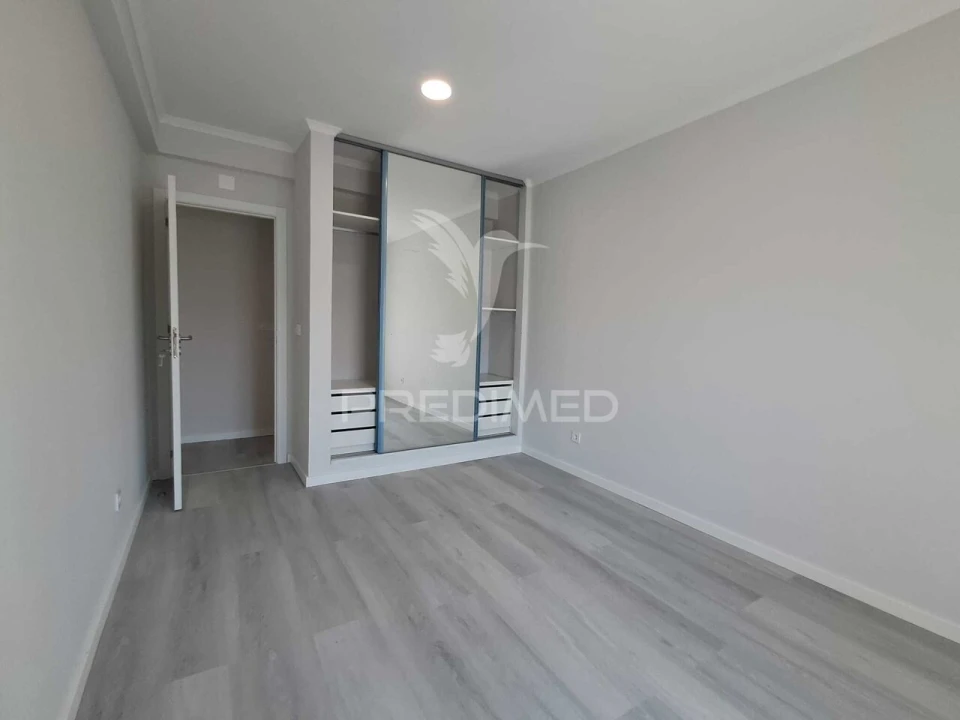Apartamento T4 para Venda em Amora Foto 35