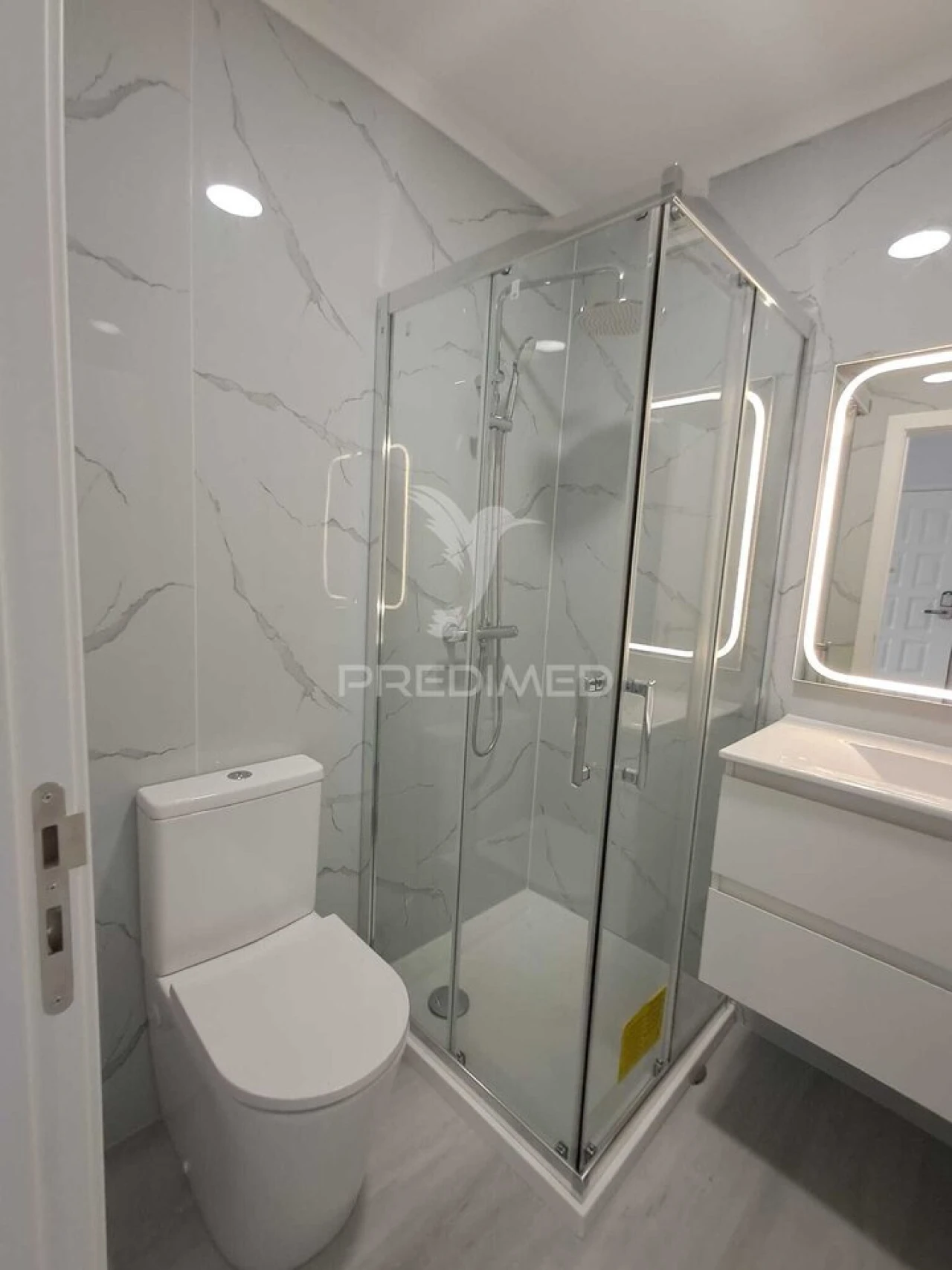 Apartamento T4 para Venda em Amora Foto 36