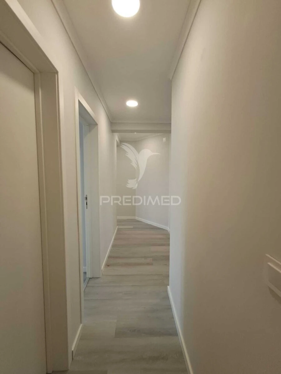 Apartamento T4 para Venda em Amora Foto 30