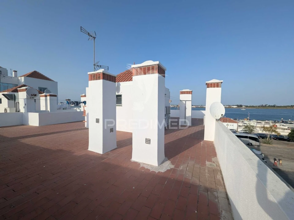Apartamento T2 para Venda em Vila Real de Santo Antonio Foto 32