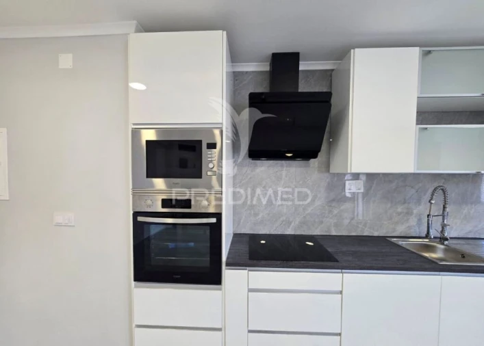 Apartamento T4 para Venda em Amora Foto 6