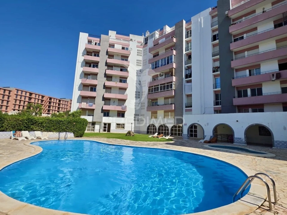 Apartamento T3 para Venda em Portimão Foto 1