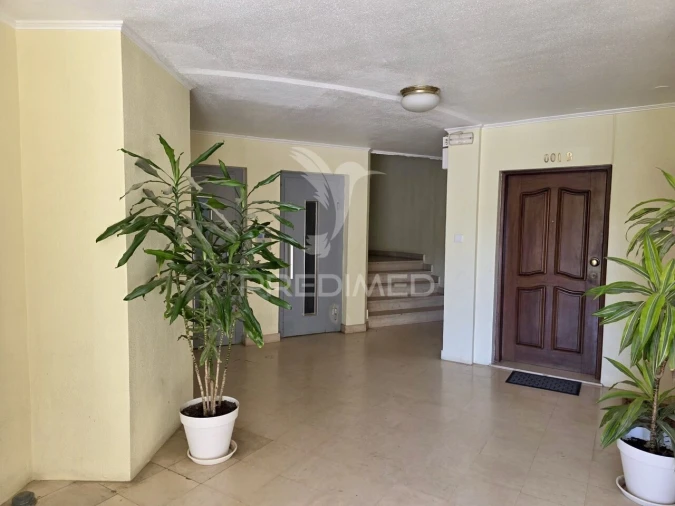 Apartamento T3 para Venda em Portimão Foto 2