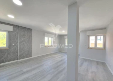 Apartamento T2 para Venda em Corroios