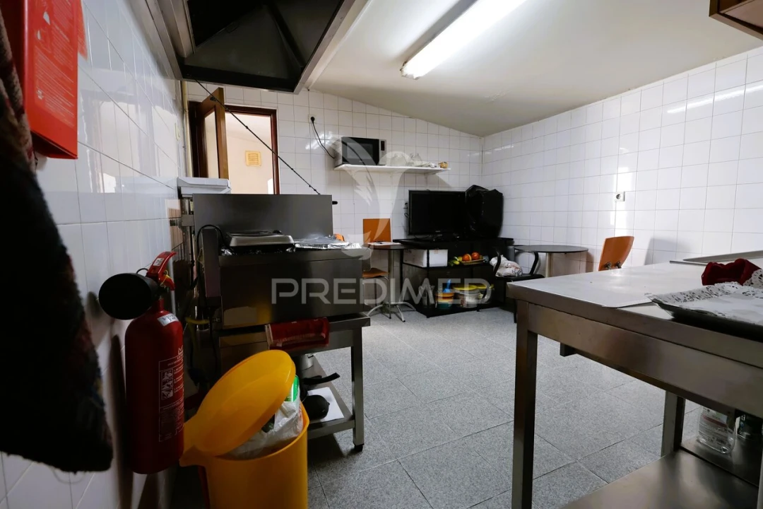 Loja para Trespasse em Marrazes e Barosa Foto 17
