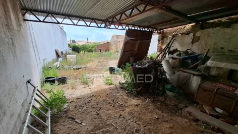 Moradia T1 para Venda em Alpiarça