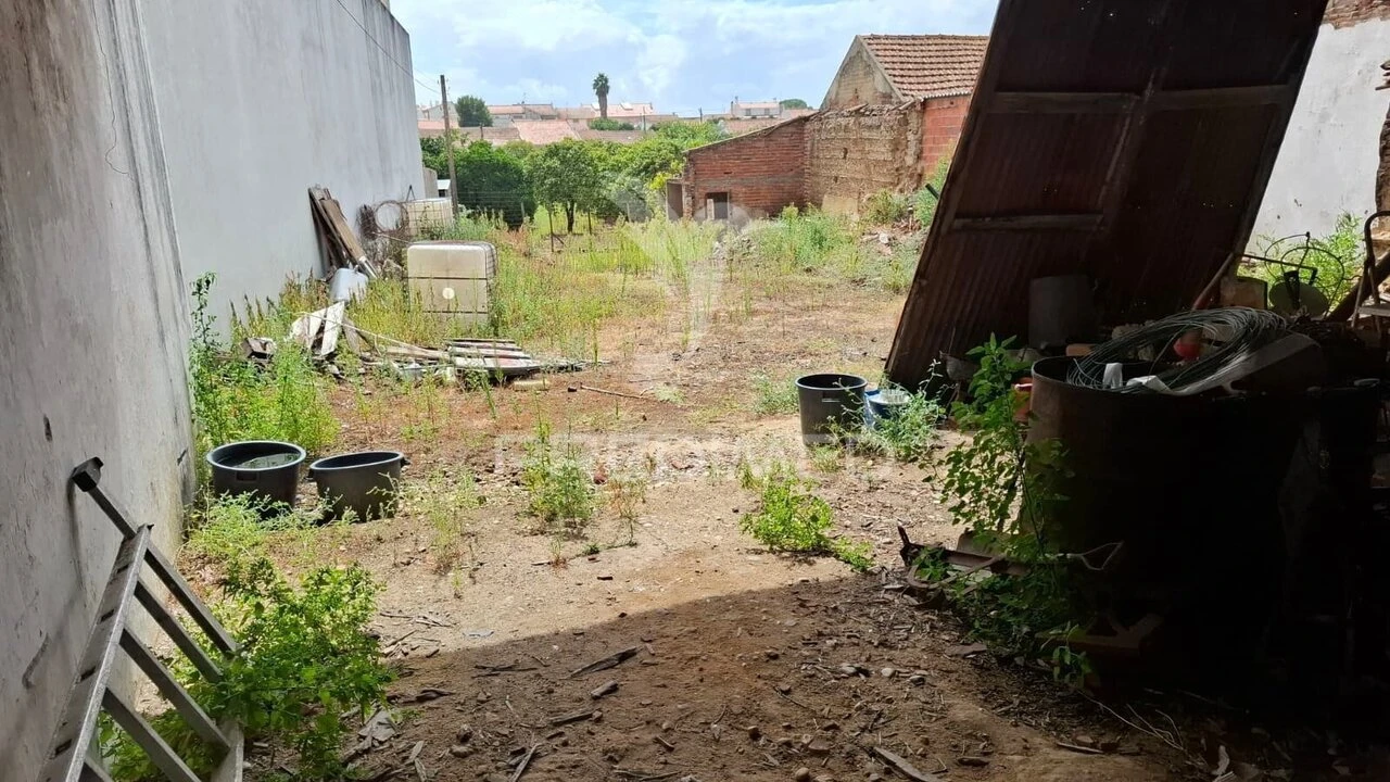 Moradia T1 para Venda em Alpiarça Foto 5