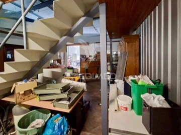 Armazém para Arrendamento em Moita