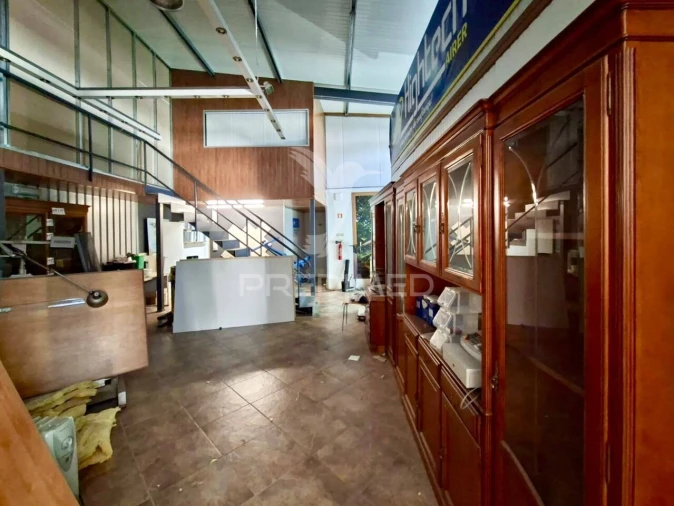 Armazém para Arrendamento em Moita Foto 8