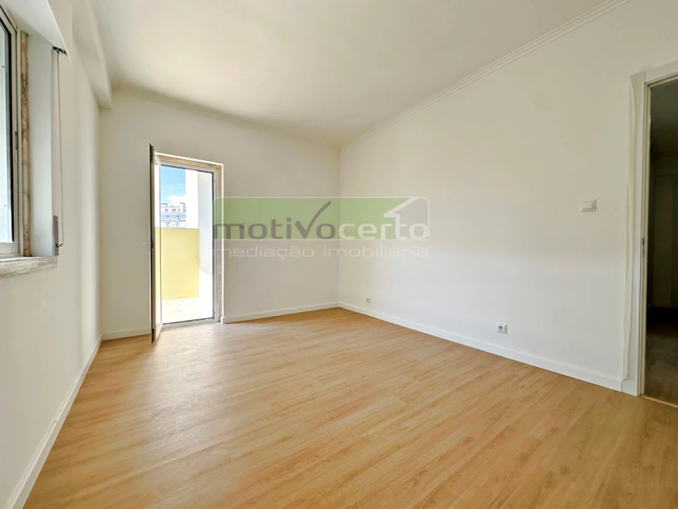 Apartamento T3 para Venda em Mina de Água Foto 10