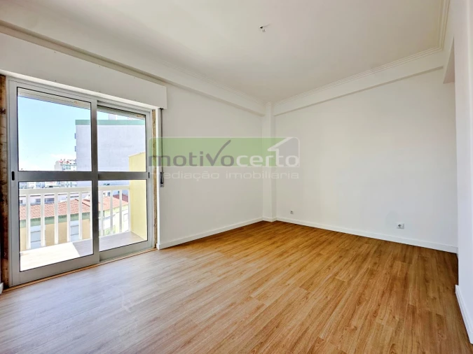 Apartamento T3 para Venda em Mina de Água Foto 9