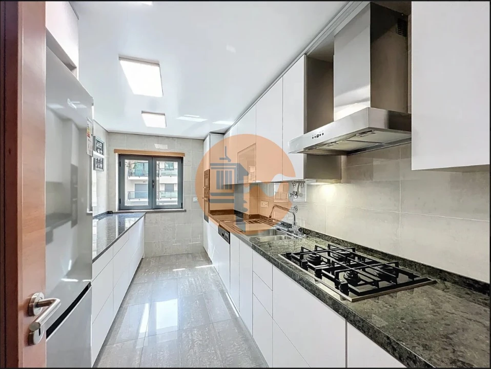 Apartamento T3 para Venda em Vila Real de Santo Antonio Foto 4