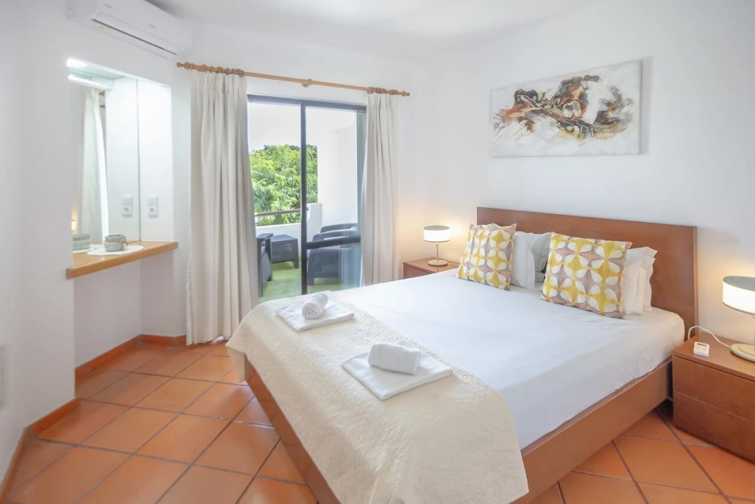 Apartamento T1 para Venda em Albufeira e Olhos de Água Foto 4