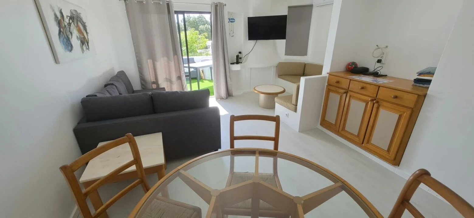 Apartamento T1 para Venda em Albufeira e Olhos de Água Foto 2