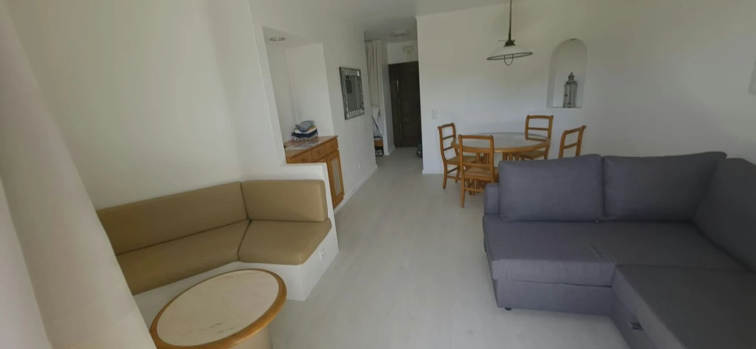 Apartamento T1 para Venda em Albufeira e Olhos de Água Foto 3