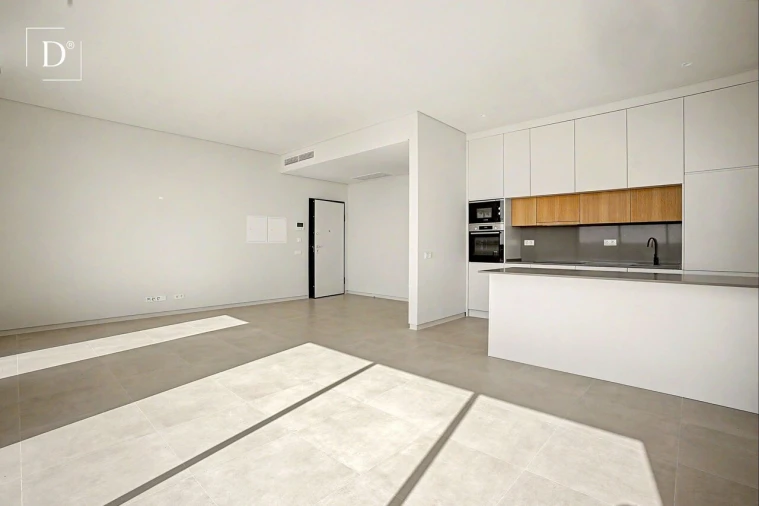 Apartamento T2 para Venda em Portimão Foto 8