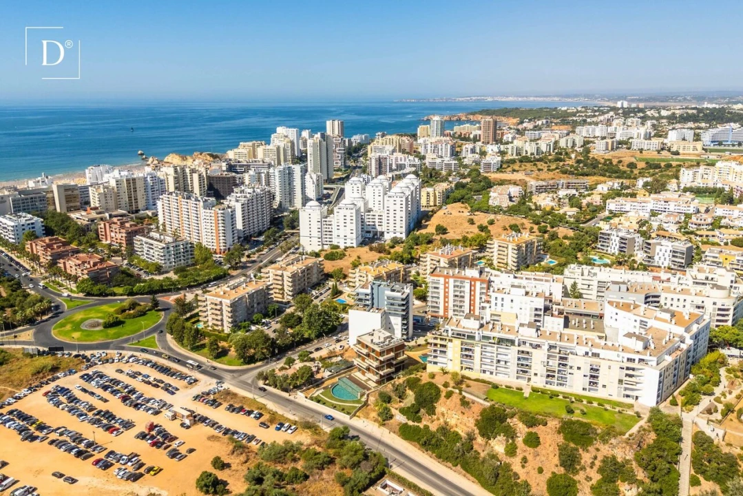 Apartamento T2 para Venda em Portimão Foto 32