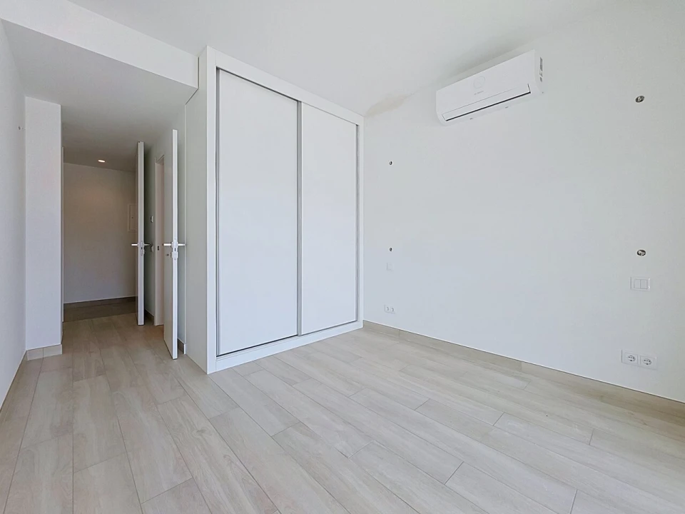Apartamento T2 para Venda em Portimão Foto 8