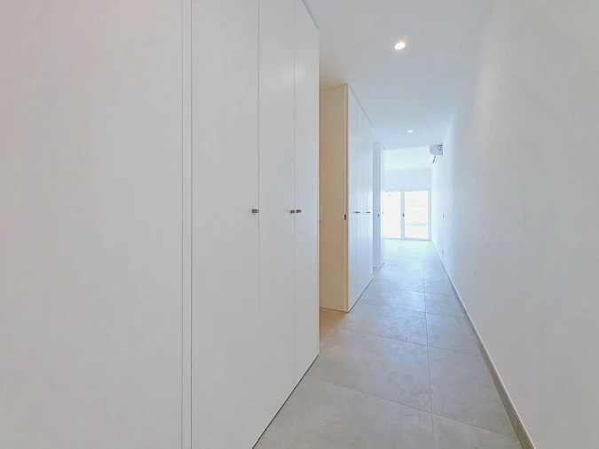 Apartamento T2 para Venda em Portimão Foto 9