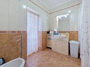 Moradia T4 para Venda em Portimão