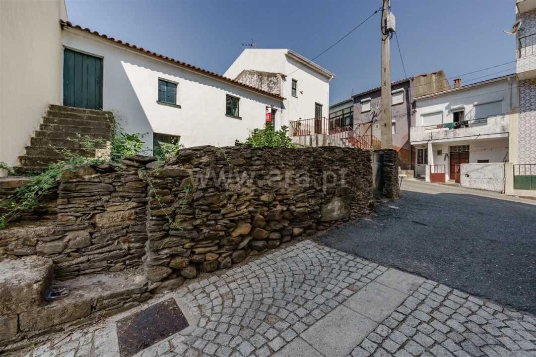 Moradia T2 para Venda em Verdelhos Foto 1