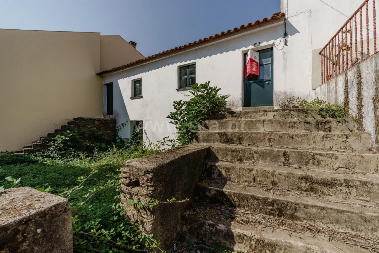 Moradia T2 para Venda em Verdelhos Foto 2