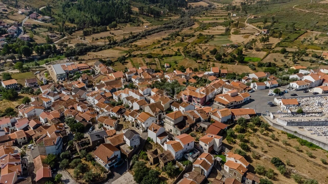 Moradia T2 para Venda em Verdelhos Foto 11