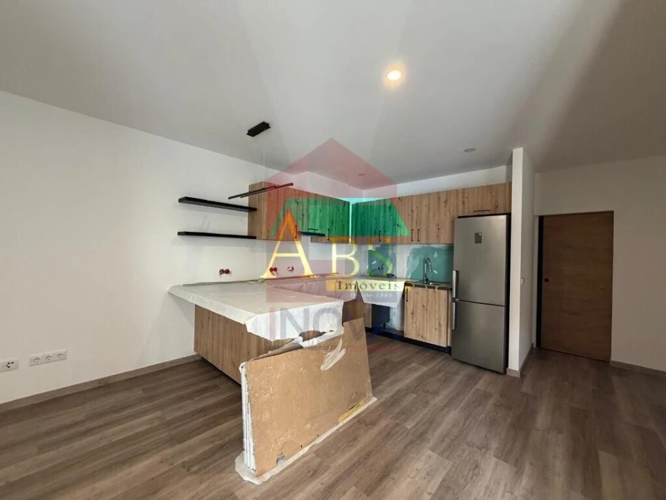 Apartamento T2 para Venda em Vila Verde e Barbudo Foto 1