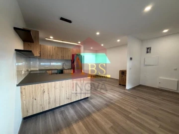 Apartamento T2 para Venda em Vila Verde e Barbudo