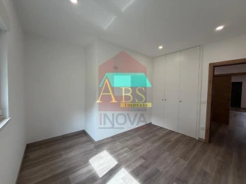 Apartamento T2 para Venda em Vila Verde e Barbudo