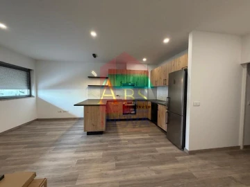 Apartamento T2 para Venda em Vila Verde e Barbudo
