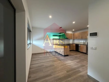 Apartamento T2 para Venda em Vila Verde e Barbudo