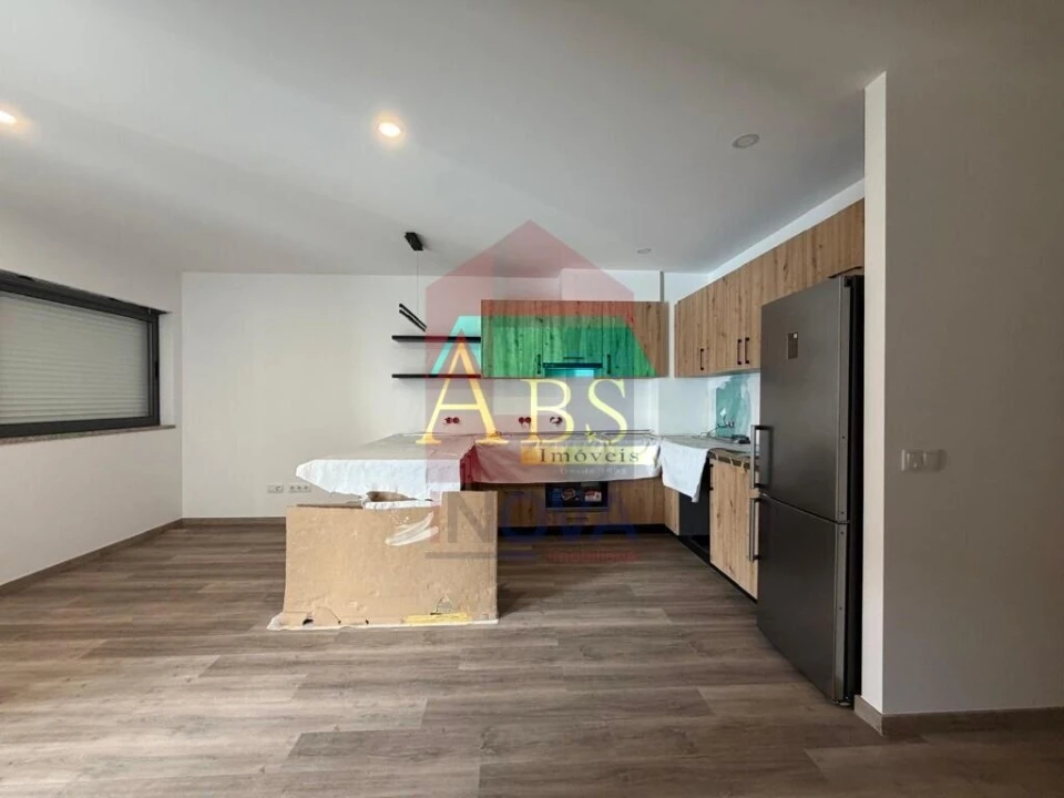 Apartamento T2 para Venda em Vila Verde e Barbudo Foto 3