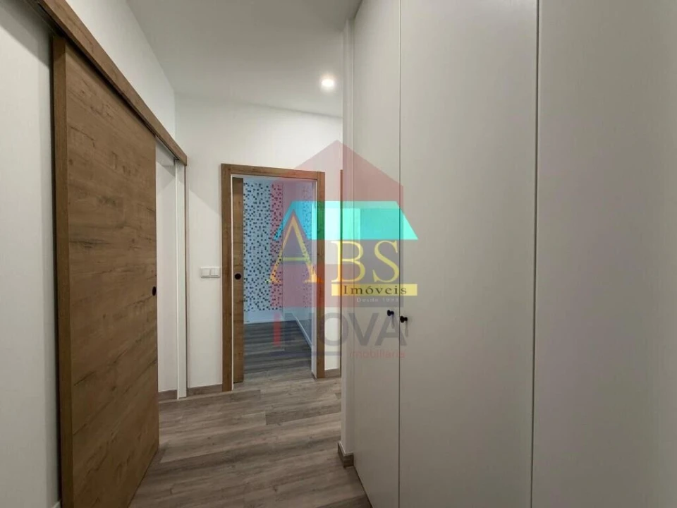 Apartamento T2 para Venda em Vila Verde e Barbudo Foto 18