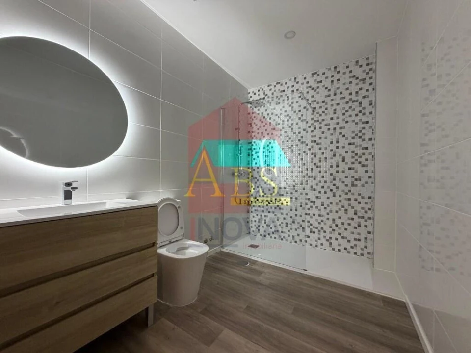 Apartamento T2 para Venda em Vila Verde e Barbudo Foto 12